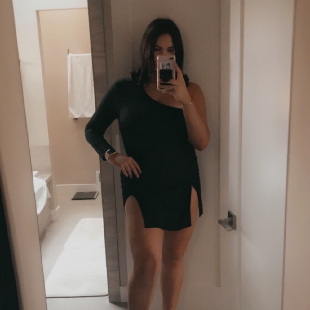 One Sleeve Double Split Bodycon Dress